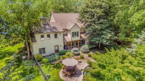 9 Beacon Hill Drive Chester NJ 07930