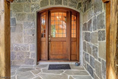 9 Beacon Hill Drive Chester NJ 07930