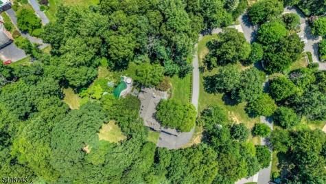 9 Beacon Hill Drive Chester NJ 07930