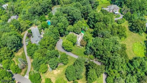 9 Beacon Hill Drive Chester NJ 07930