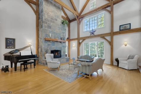 9 Beacon Hill Drive Chester NJ 07930