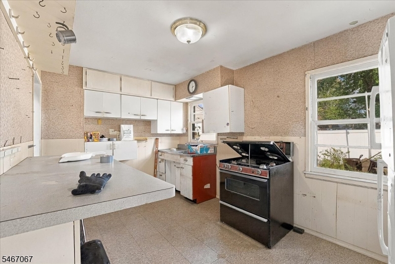 2 Dawn Drive Clark NJ 07066