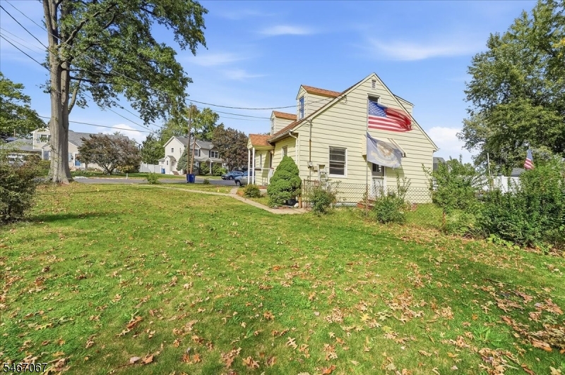 2 Dawn Drive Clark NJ 07066