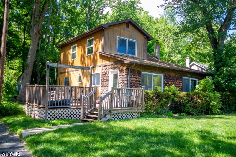 209 Fairview Avenue Hampton NJ 07860