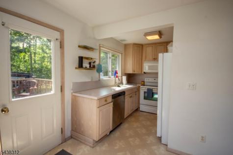 209 Fairview Avenue Hampton NJ 07860