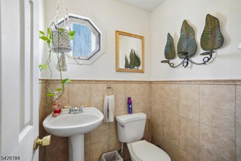 17 Stafford Road Parsippany-troy Hills NJ 07054