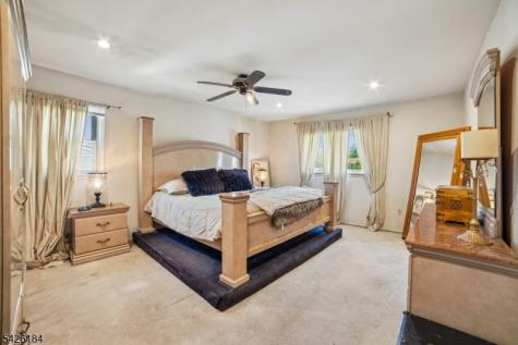 17 Stafford Road Parsippany-troy Hills NJ 07054