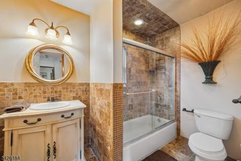 17 Stafford Road Parsippany-troy Hills NJ 07054