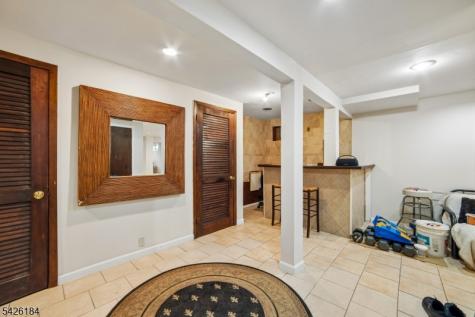 17 Stafford Road Parsippany-troy Hills NJ 07054