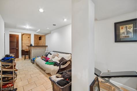 17 Stafford Road Parsippany-troy Hills NJ 07054