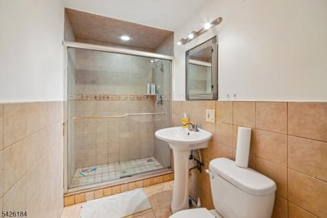 17 Stafford Road Parsippany-troy Hills NJ 07054