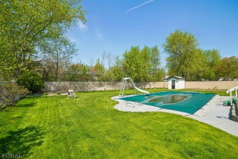 17 Stafford Road Parsippany-troy Hills NJ 07054