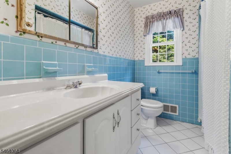 7 Bromleigh Way Morris NJ 07950