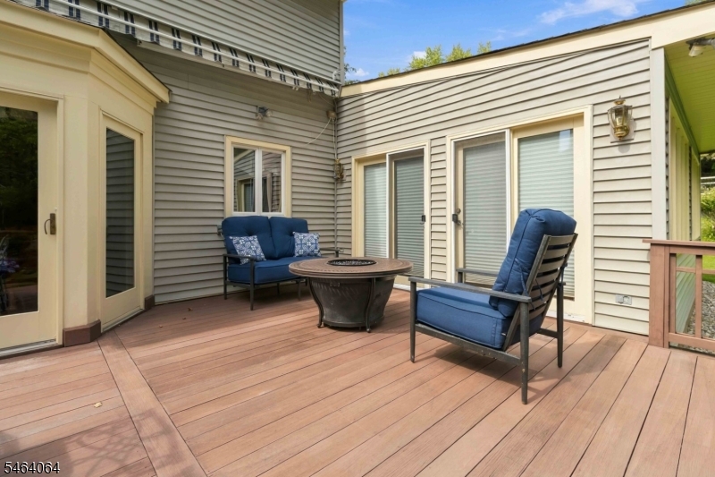7 Bromleigh Way Morris NJ 07950