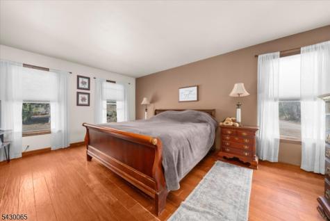 27 Cratetown Road Clinton NJ 08833