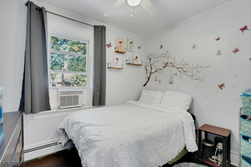 62 Elliot Place East Orange NJ 07018