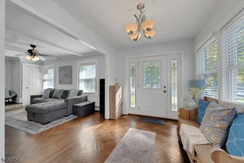 62 Elliot Place East Orange NJ 07018
