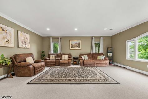 56 Rookwood Terrace Parsippany-troy Hills NJ 07950
