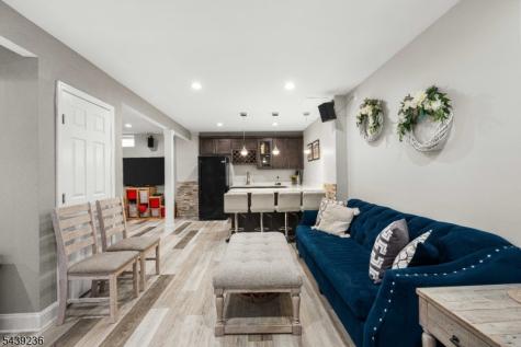 56 Rookwood Terrace Parsippany-troy Hills NJ 07950