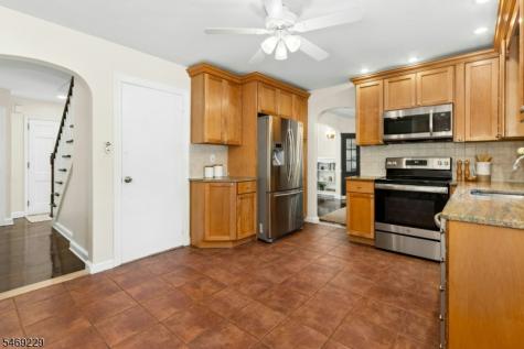 1374 Stony Brook Lane Mountainside NJ 07092
