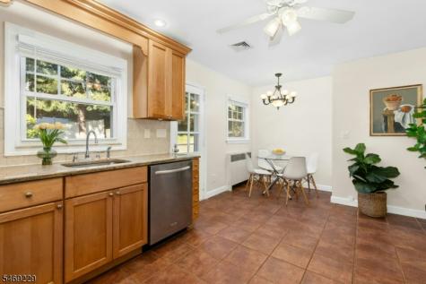 1374 Stony Brook Lane Mountainside NJ 07092