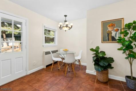 1374 Stony Brook Lane Mountainside NJ 07092