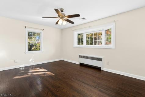 1374 Stony Brook Lane Mountainside NJ 07092