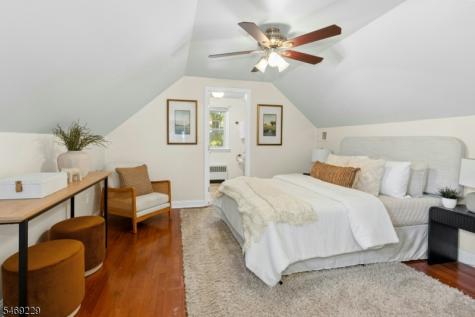 1374 Stony Brook Lane Mountainside NJ 07092
