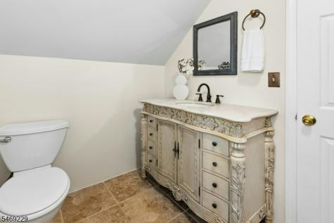 1374 Stony Brook Lane Mountainside NJ 07092