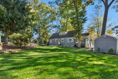 1374 Stony Brook Lane Mountainside NJ 07092