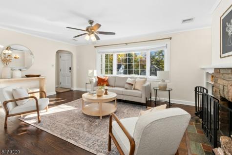 1374 Stony Brook Lane Mountainside NJ 07092