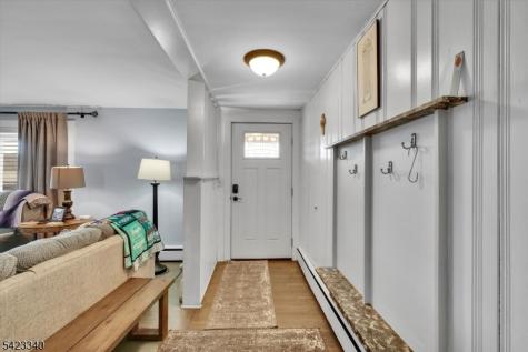10 Hillside Avenue Milford NJ 08848