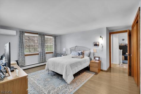 10 Hillside Avenue Milford NJ 08848