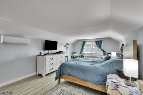 10 Hillside Avenue Milford NJ 08848