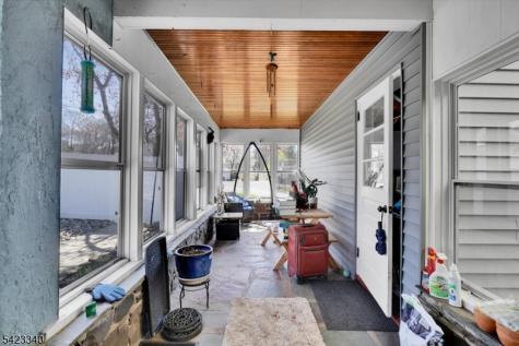 10 Hillside Avenue Milford NJ 08848
