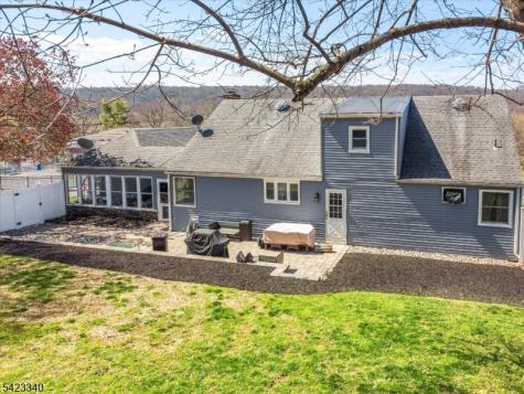 10 Hillside Avenue Milford NJ 08848