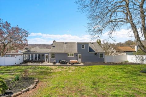 10 Hillside Avenue Milford NJ 08848
