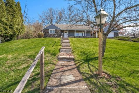 10 Hillside Avenue Milford NJ 08848