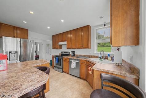 503 Montana Road Harmony NJ 07882