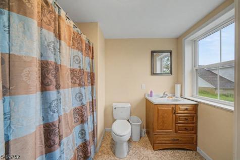 503 Montana Road Harmony NJ 07882