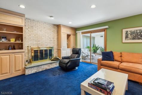 12 Sandalwood Drive Livingston NJ 07039