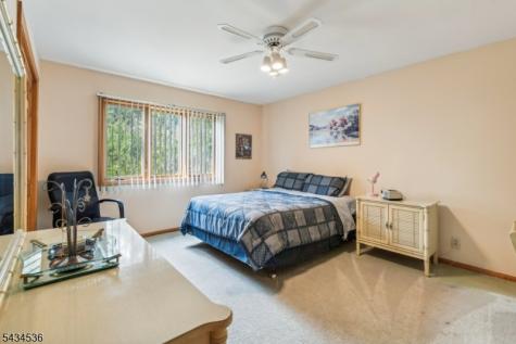12 Sandalwood Drive Livingston NJ 07039