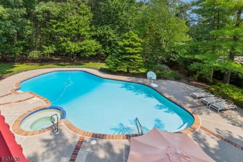 12 Sandalwood Drive Livingston NJ 07039