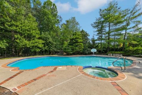 12 Sandalwood Drive Livingston NJ 07039