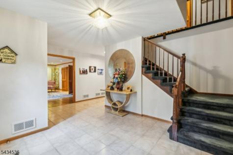 12 Sandalwood Drive Livingston NJ 07039