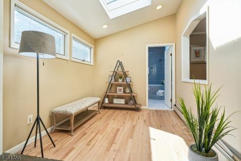 14 Wayland Drive Verona NJ 07044