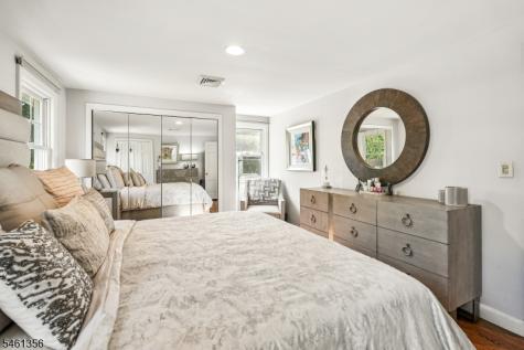 14 Wayland Drive Verona NJ 07044