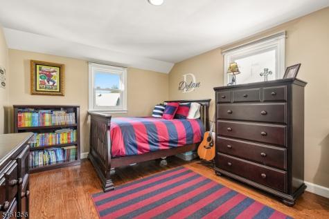 14 Wayland Drive Verona NJ 07044
