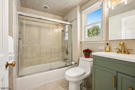 14 Wayland Drive Verona NJ 07044