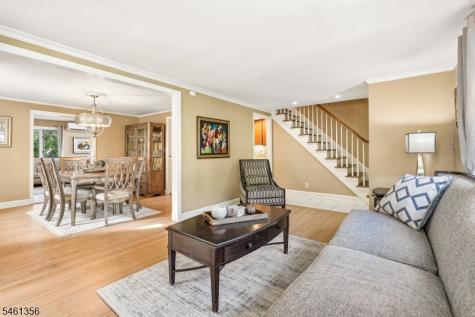 14 Wayland Drive Verona NJ 07044